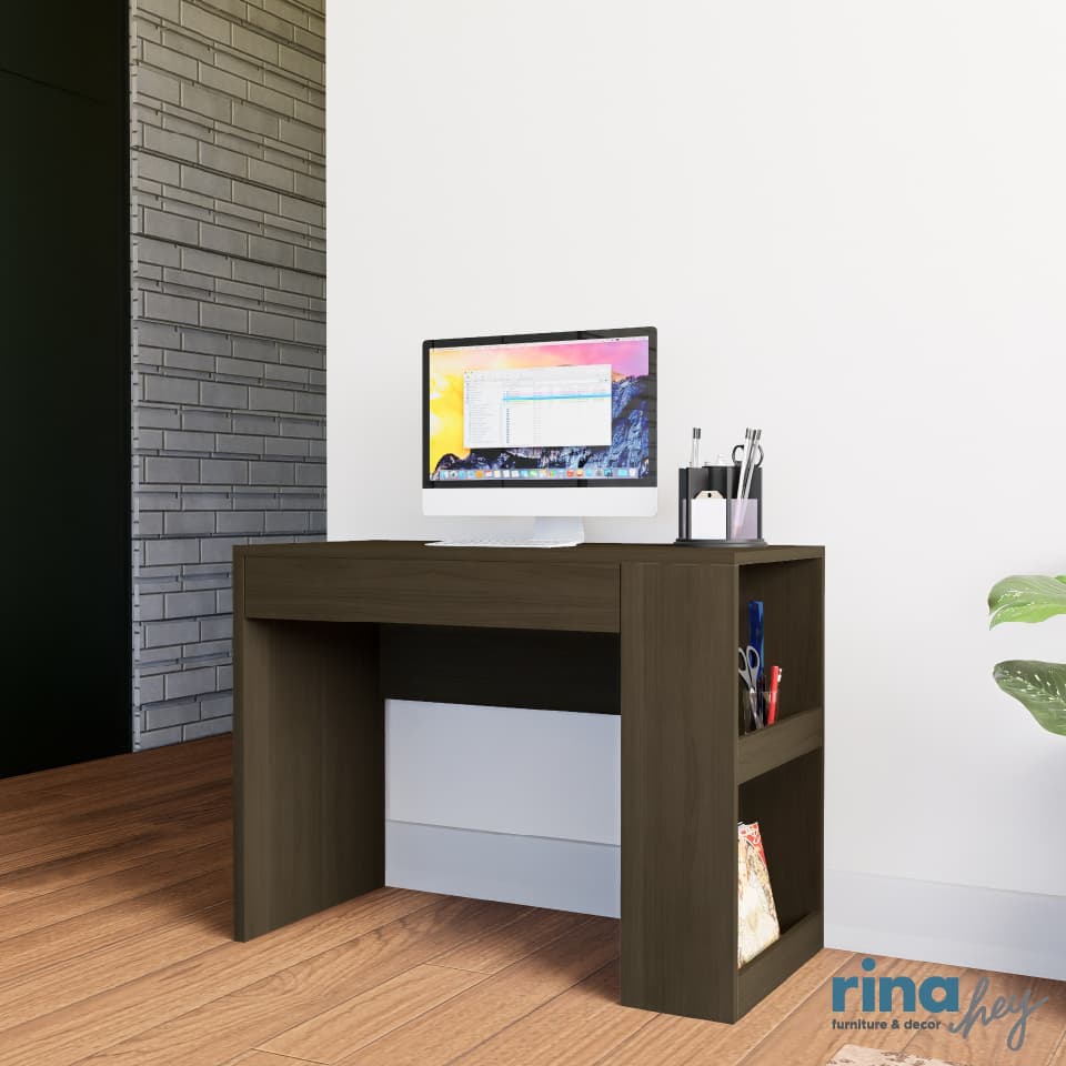 VOX/100,โต๊ะทำงาน -4